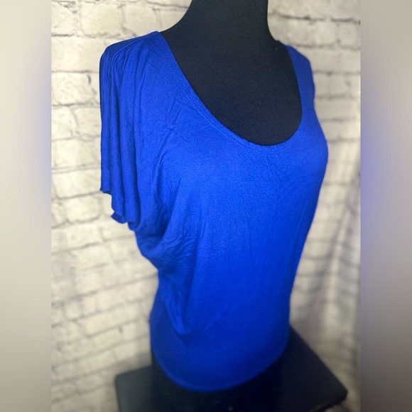 2 TOPS | Blue & White Womens Loose fit Small Active USA & Zenana Outfitters Pair - Picture 9 of 15